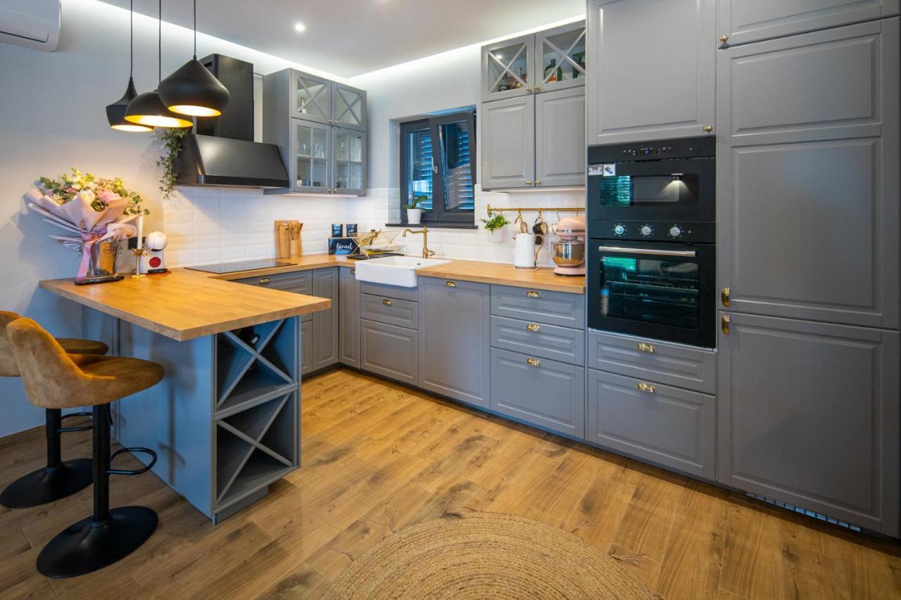Vintage House Bella Vita บีโอกราดนาโมรู ภายนอก รูปภาพ